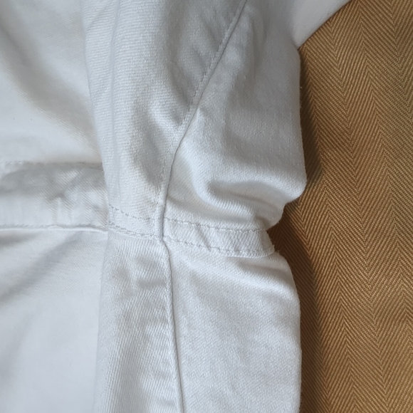 💙new item💙Jennifer Lopez white cropped jeans - Picture 6 of 14